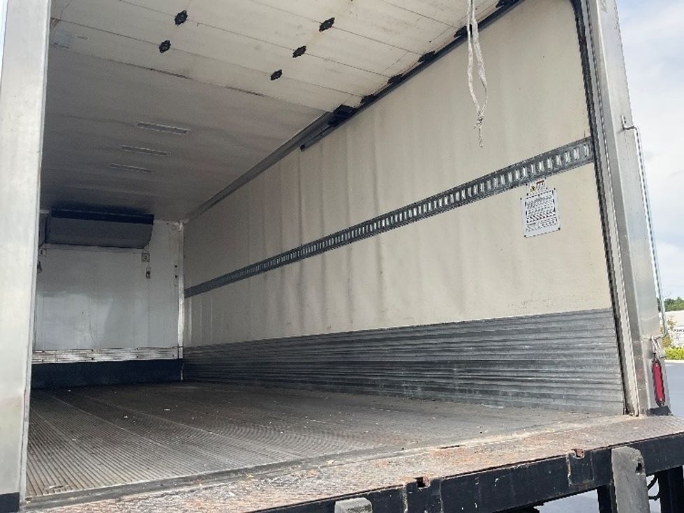 Refrigerated Truck-Light and Medium Duty Trucks-Freightliner-2019-M2-Tampa-FL-180,555\n\t\tmiles-$ 44,250 - Image 12