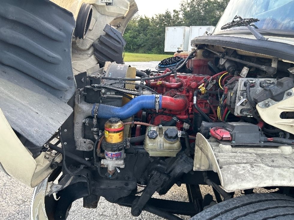 Refrigerated Truck-Light and Medium Duty Trucks-Freightliner-2019-M2-Tampa-FL-188,640\n\t\tmiles-$ 47,250 - Image 22