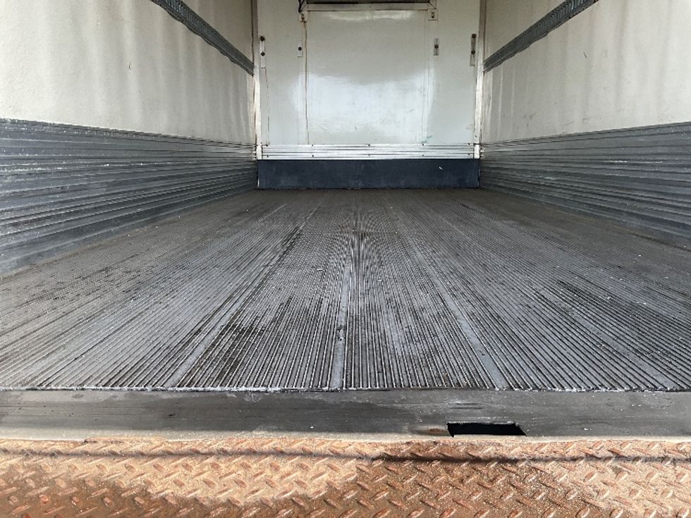 Refrigerated Truck-Light and Medium Duty Trucks-Freightliner-2019-M2-Tampa-FL-217,374\n\t\tmiles-$ 41,250 - Image 10