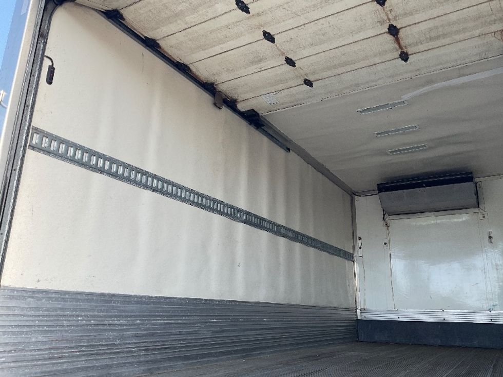 Refrigerated Truck-Light and Medium Duty Trucks-Freightliner-2019-M2-Tampa-FL-217,374\n\t\tmiles-$ 41,250 - Image 11