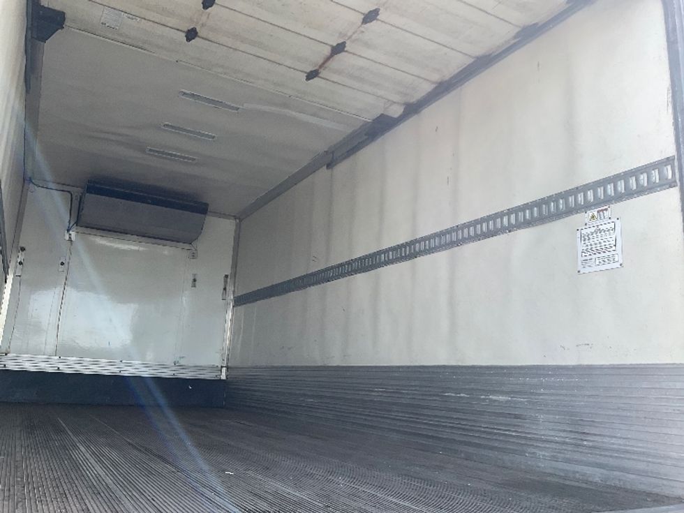 Refrigerated Truck-Light and Medium Duty Trucks-Freightliner-2019-M2-Tampa-FL-217,374\n\t\tmiles-$ 41,250 - Image 12