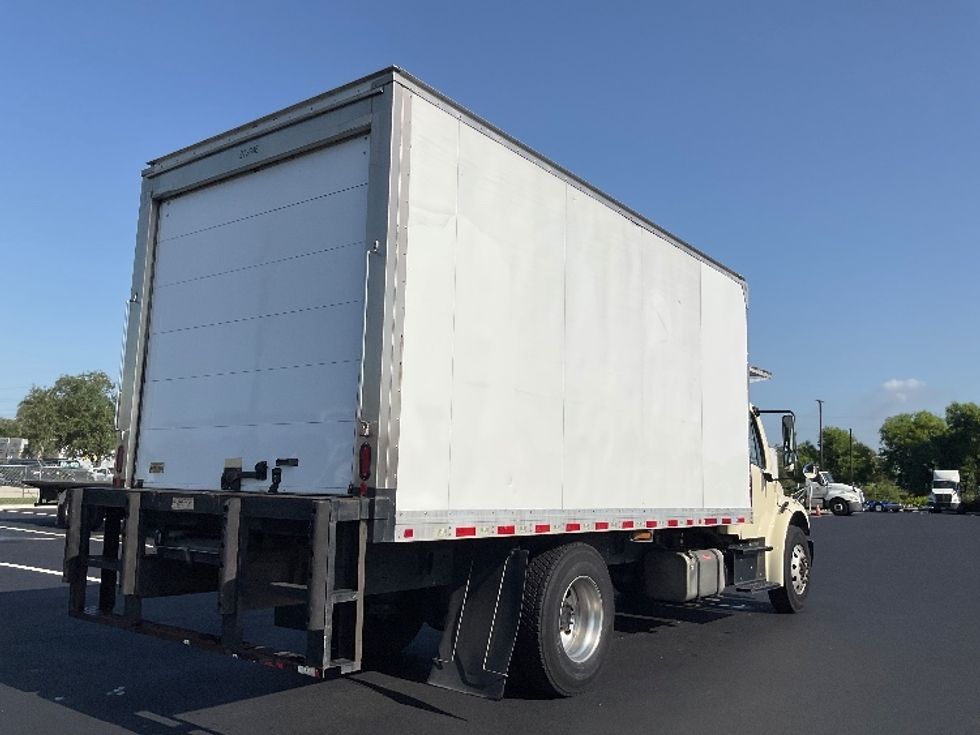 Refrigerated Truck-Light and Medium Duty Trucks-Freightliner-2019-M2-Tampa-FL-217,374\n\t\tmiles-$ 41,250 - Image 13