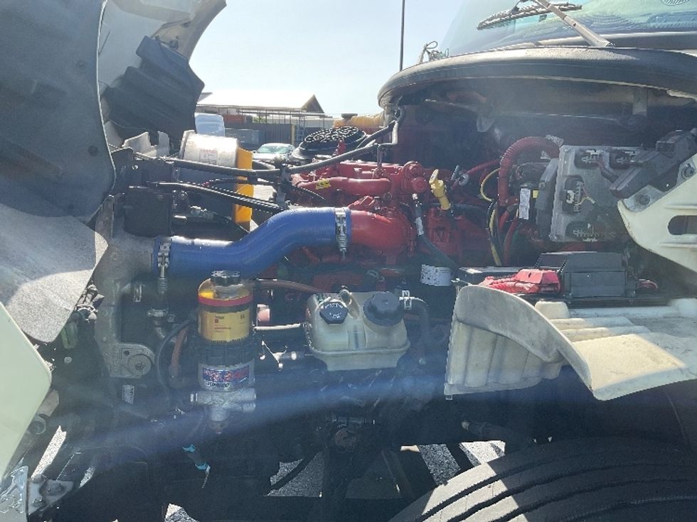 Refrigerated Truck-Light and Medium Duty Trucks-Freightliner-2019-M2-Tampa-FL-217,374\n\t\tmiles-$ 41,250 - Image 23