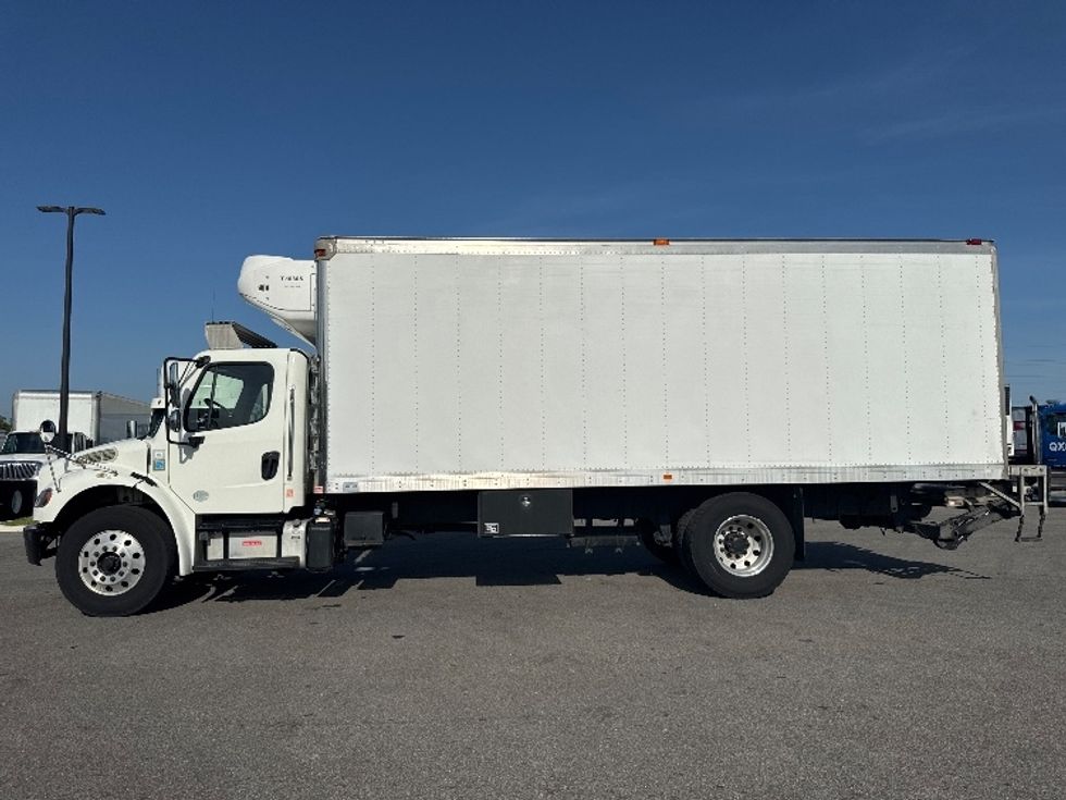 2019 Freightliner M2 106 Medium Duty photo 4