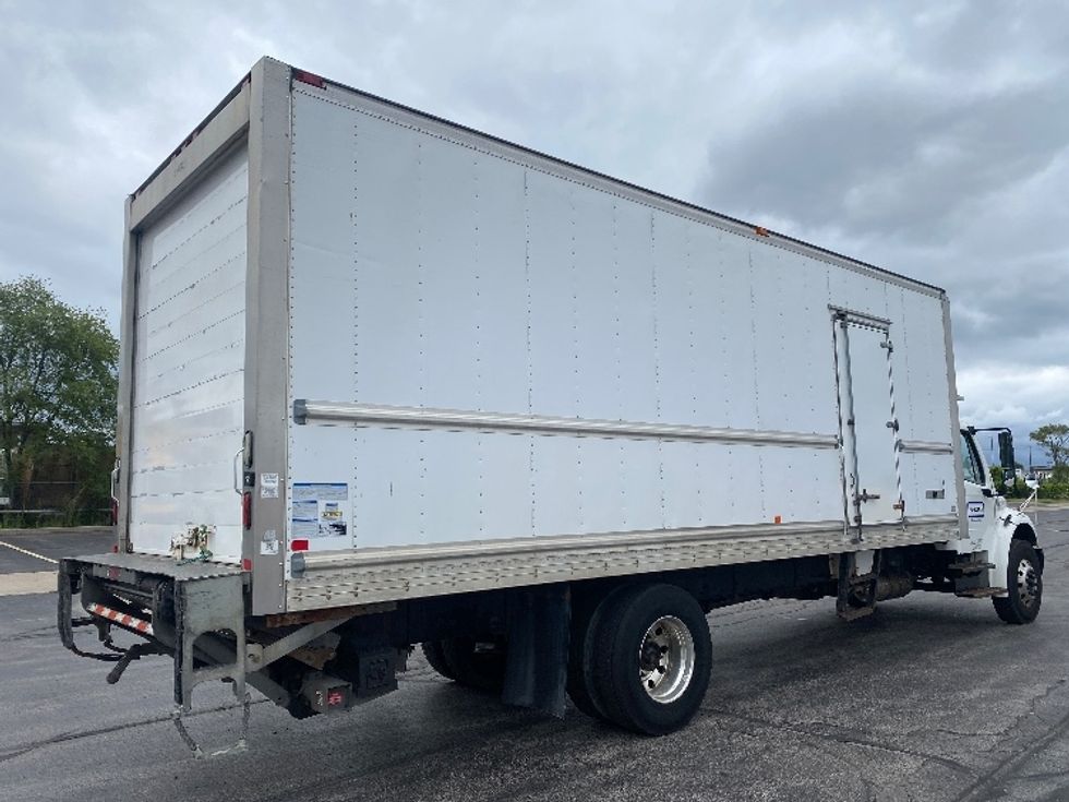 Refrigerated Truck-Light and Medium Duty Trucks-Freightliner-2019-M2-Toronto-ON-416,706\n\t\tkm-$ 49,000 - Image 13