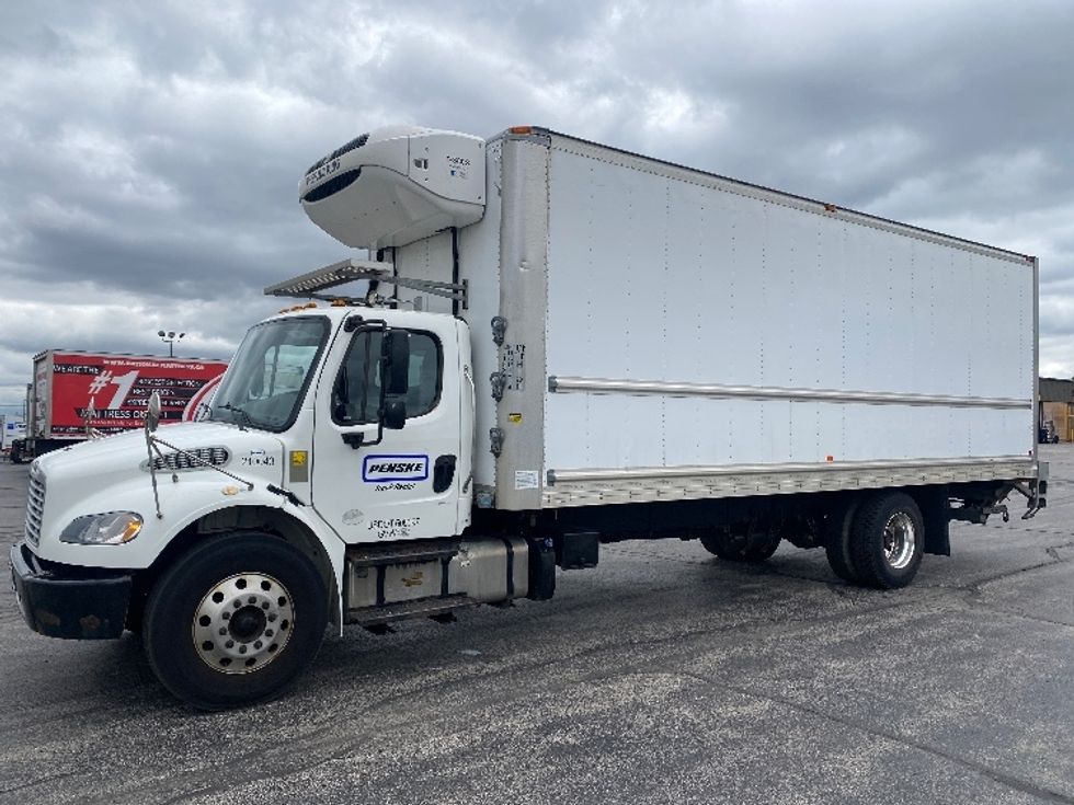 Refrigerated Truck-Light and Medium Duty Trucks-Freightliner-2019-M2-Toronto-ON-416,706\n\t\tkm-$ 49,000 - Image 3