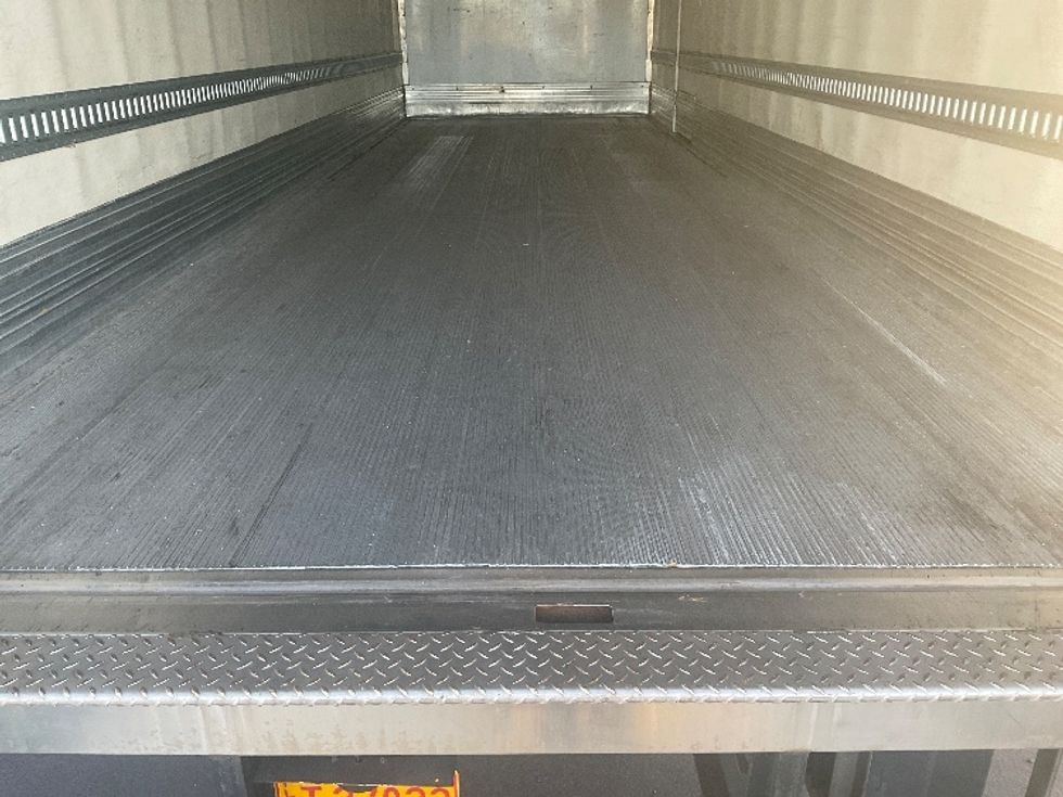 Refrigerated Truck-Light and Medium Duty Trucks-Freightliner-2019-M2-Torrance-CA-104,741\n\t\tmiles-$ 58,500 - Image 10