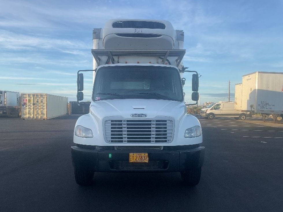 Refrigerated Truck-Light and Medium Duty Trucks-Freightliner-2019-M2-Torrance-CA-104,741\n\t\tmiles-$ 58,500 - Image 2