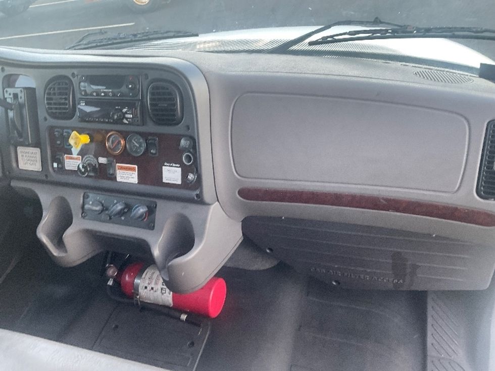 Refrigerated Truck-Light and Medium Duty Trucks-Freightliner-2019-M2-Torrance-CA-104,741\n\t\tmiles-$ 58,500 - Image 20