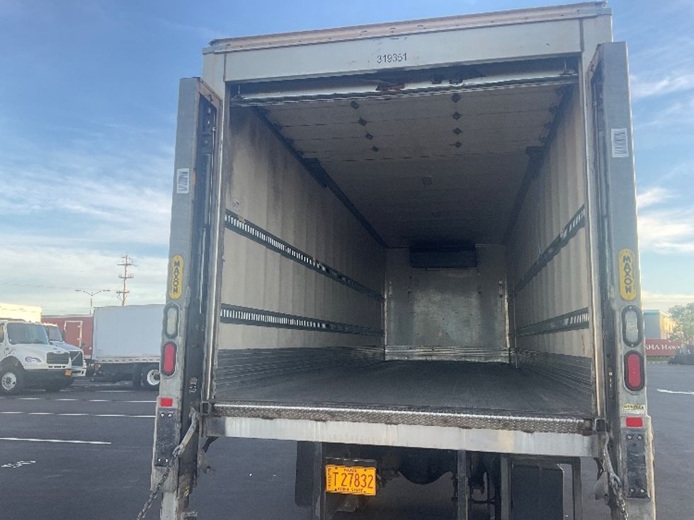 Refrigerated Truck-Light and Medium Duty Trucks-Freightliner-2019-M2-Torrance-CA-104,741\n\t\tmiles-$ 58,500 - Image 8