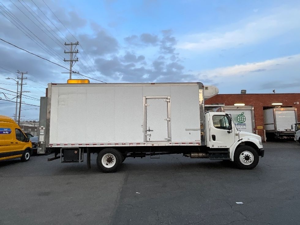 Refrigerated Truck-Light and Medium Duty Trucks-Freightliner-2019-M2-Torrance-CA-125,793\n\t\tmiles-$ 64,500 - Image 15