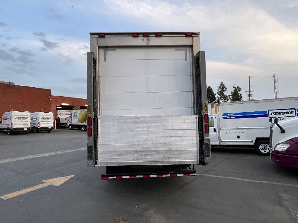 Refrigerated Truck-Light and Medium Duty Trucks-Freightliner-2019-M2-Torrance-CA-125,793\n\t\tmiles-$ 64,500 - Image 7