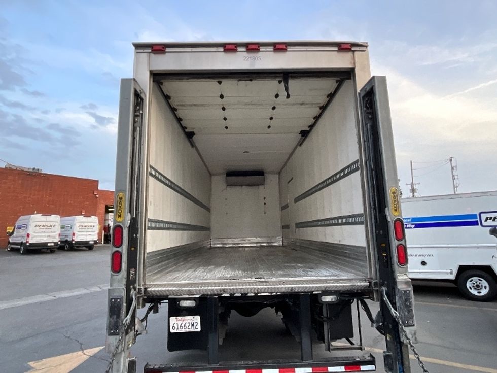 Refrigerated Truck-Light and Medium Duty Trucks-Freightliner-2019-M2-Torrance-CA-125,793\n\t\tmiles-$ 64,500 - Image 8