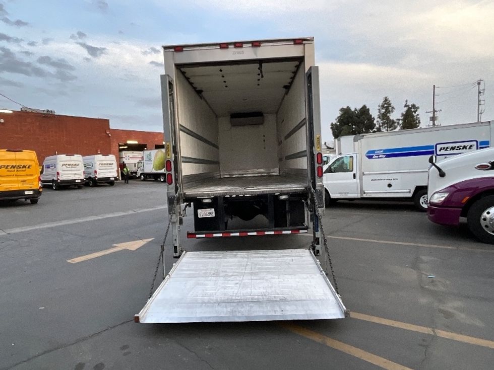Refrigerated Truck-Light and Medium Duty Trucks-Freightliner-2019-M2-Torrance-CA-125,793\n\t\tmiles-$ 64,500 - Image 9