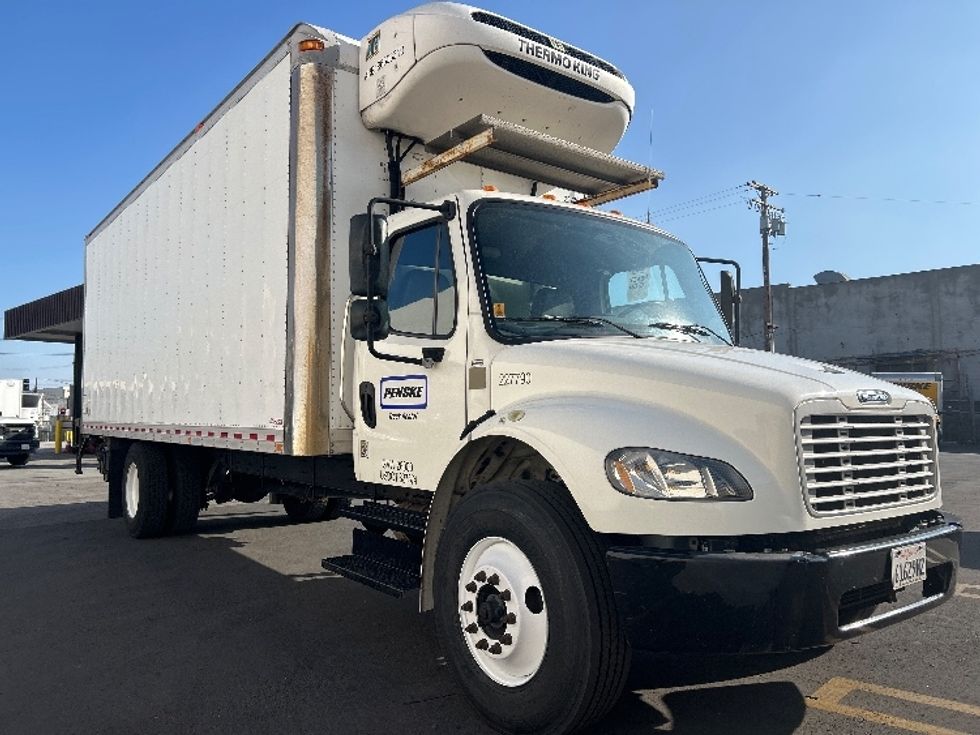 Refrigerated Truck-Light and Medium Duty Trucks-Freightliner-2019-M2-Torrance-CA-143,253\n\t\tmiles-$ 67,250 - Image 1
