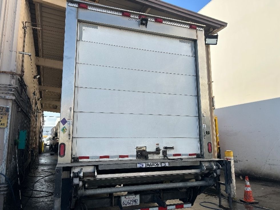 Refrigerated Truck-Light and Medium Duty Trucks-Freightliner-2019-M2-Torrance-CA-143,253\n\t\tmiles-$ 67,250 - Image 7
