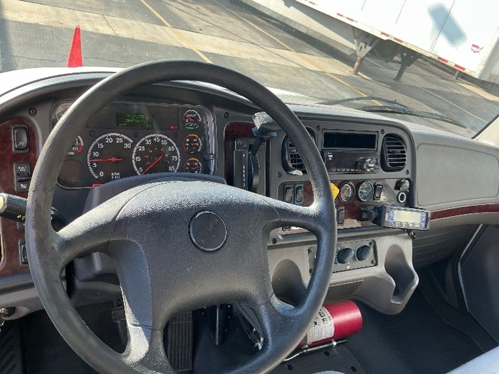 Refrigerated Truck-Light and Medium Duty Trucks-Freightliner-2019-M2-Torrance-CA-155,000\n\t\tmiles-$ 56,000 - Image 18