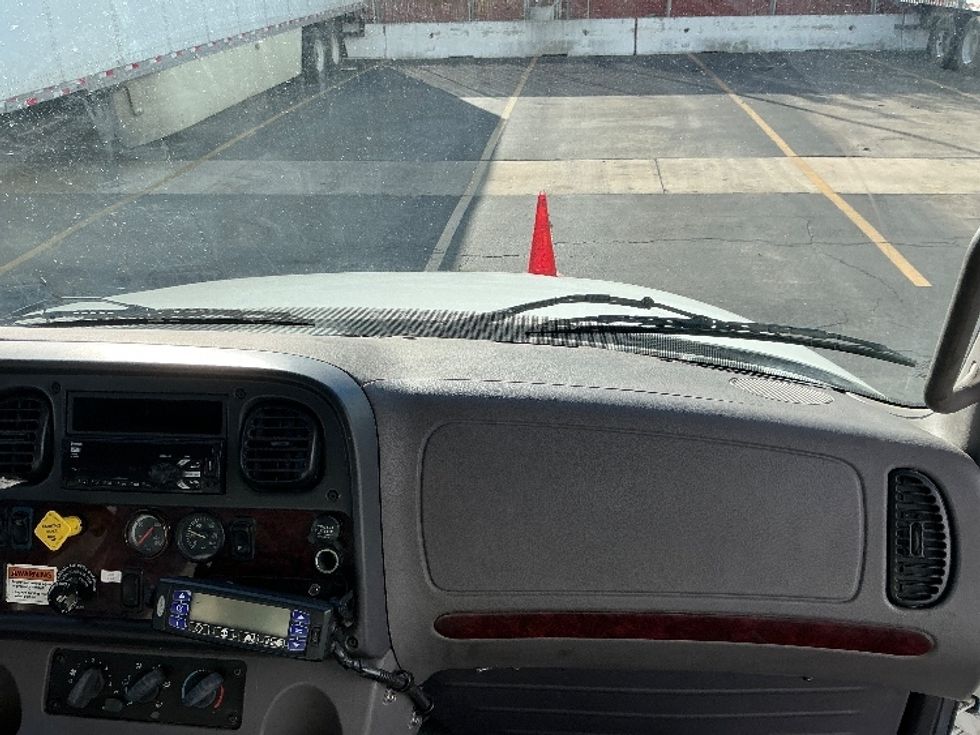 Refrigerated Truck-Light and Medium Duty Trucks-Freightliner-2019-M2-Torrance-CA-155,000\n\t\tmiles-$ 56,000 - Image 21