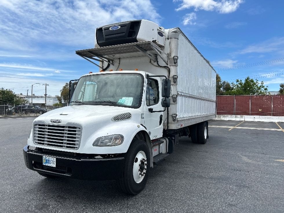 Refrigerated Truck-Light and Medium Duty Trucks-Freightliner-2019-M2-Torrance-CA-155,000\n\t\tmiles-$ 56,000 - Image 3