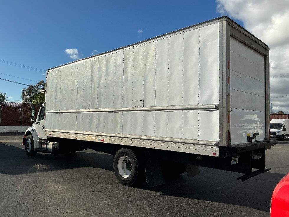 Refrigerated Truck-Light and Medium Duty Trucks-Freightliner-2019-M2-Torrance-CA-155,000\n\t\tmiles-$ 56,000 - Image 6