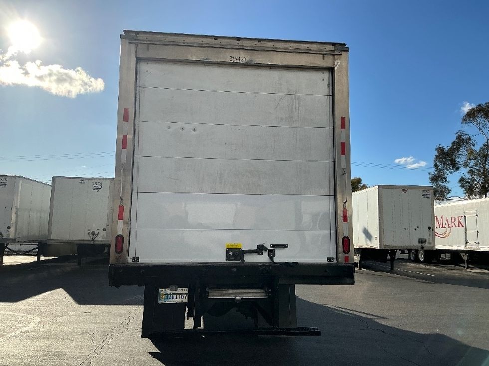 Refrigerated Truck-Light and Medium Duty Trucks-Freightliner-2019-M2-Torrance-CA-155,000\n\t\tmiles-$ 56,000 - Image 7