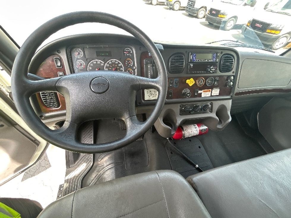 Refrigerated Truck-Light and Medium Duty Trucks-Freightliner-2019-M2-Torrance-CA-175,268\n\t\tmiles-$ 66,000 - Image 18