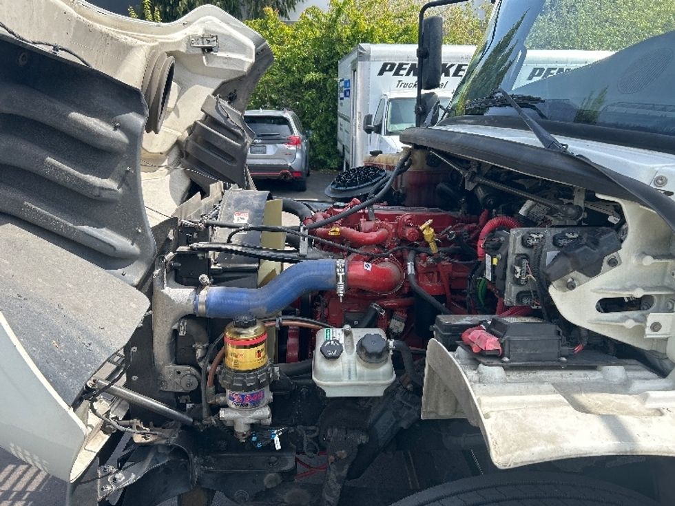 Refrigerated Truck-Light and Medium Duty Trucks-Freightliner-2019-M2-Torrance-CA-175,268\n\t\tmiles-$ 66,000 - Image 24