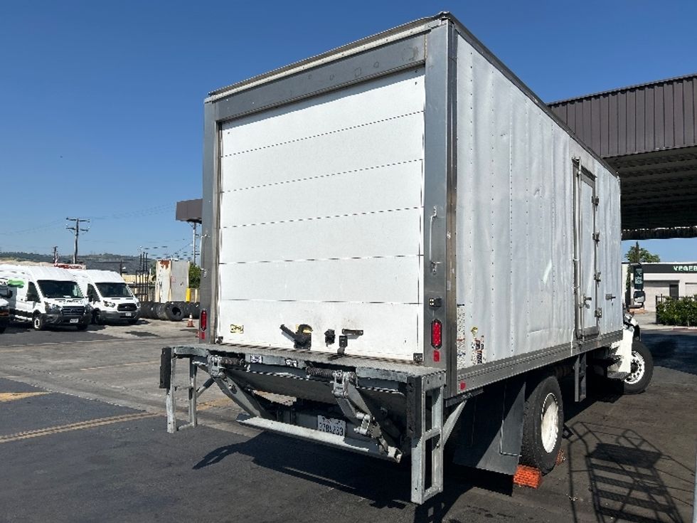 Refrigerated Truck-Light and Medium Duty Trucks-Freightliner-2019-M2-Torrance-CA-192,211\n\t\tmiles-$ 43,500 - Image 14