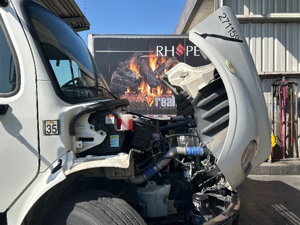 Refrigerated Truck-Light and Medium Duty Trucks-Freightliner-2019-M2-Torrance-CA-192,211\n\t\tmiles-$ 43,500 - Image 23