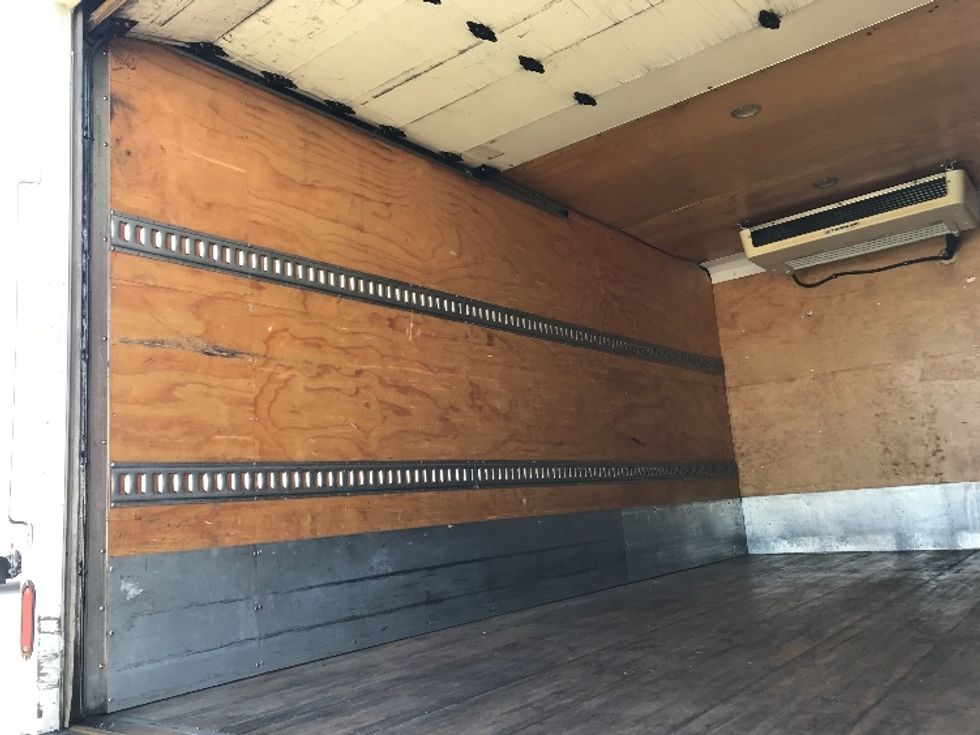 Refrigerated Truck-Light and Medium Duty Trucks-Freightliner-2019-M2-Torrance-CA-212,704\n\t\tmiles-$ 39,500 - Image 10