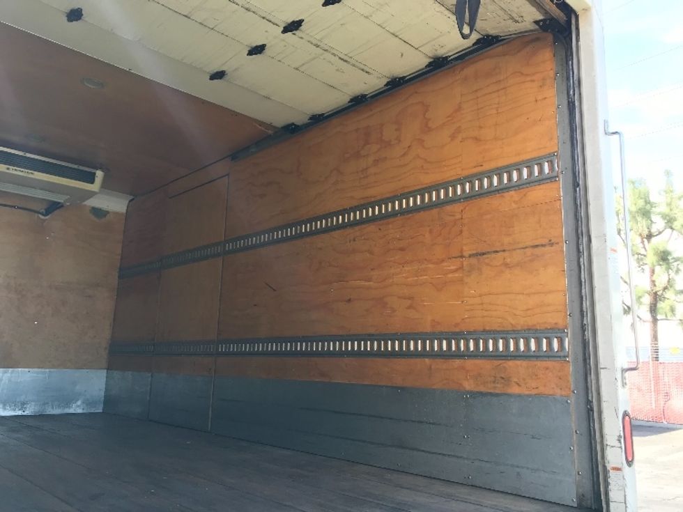 Refrigerated Truck-Light and Medium Duty Trucks-Freightliner-2019-M2-Torrance-CA-212,704\n\t\tmiles-$ 39,500 - Image 11