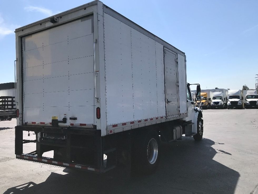 Refrigerated Truck-Light and Medium Duty Trucks-Freightliner-2019-M2-Torrance-CA-212,704\n\t\tmiles-$ 39,500 - Image 12