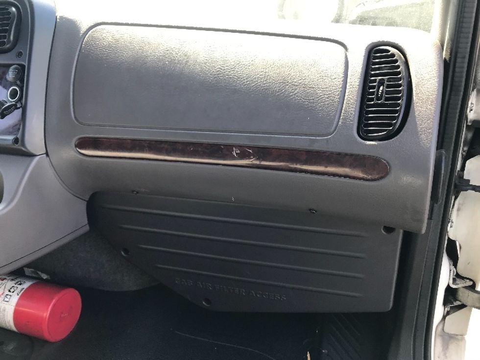 Refrigerated Truck-Light and Medium Duty Trucks-Freightliner-2019-M2-Torrance-CA-212,704\n\t\tmiles-$ 39,500 - Image 18