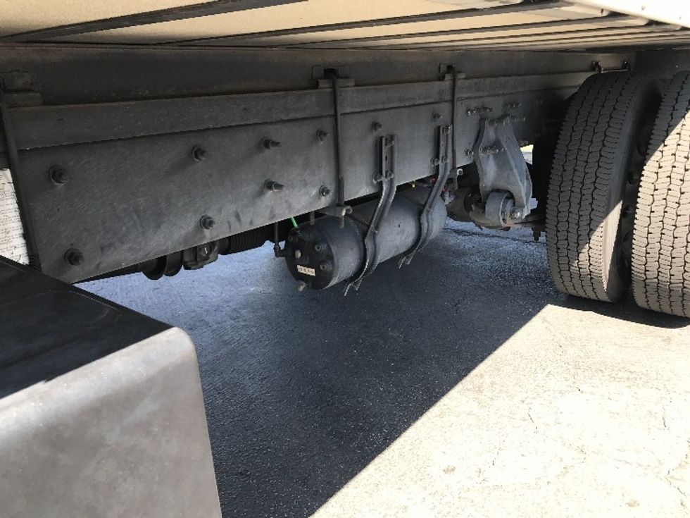 Refrigerated Truck-Light and Medium Duty Trucks-Freightliner-2019-M2-Torrance-CA-212,704\n\t\tmiles-$ 39,500 - Image 5