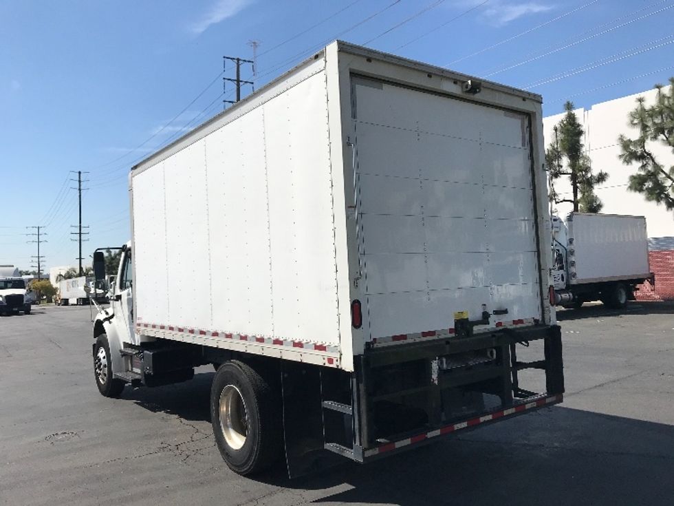 Refrigerated Truck-Light and Medium Duty Trucks-Freightliner-2019-M2-Torrance-CA-212,704\n\t\tmiles-$ 39,500 - Image 6