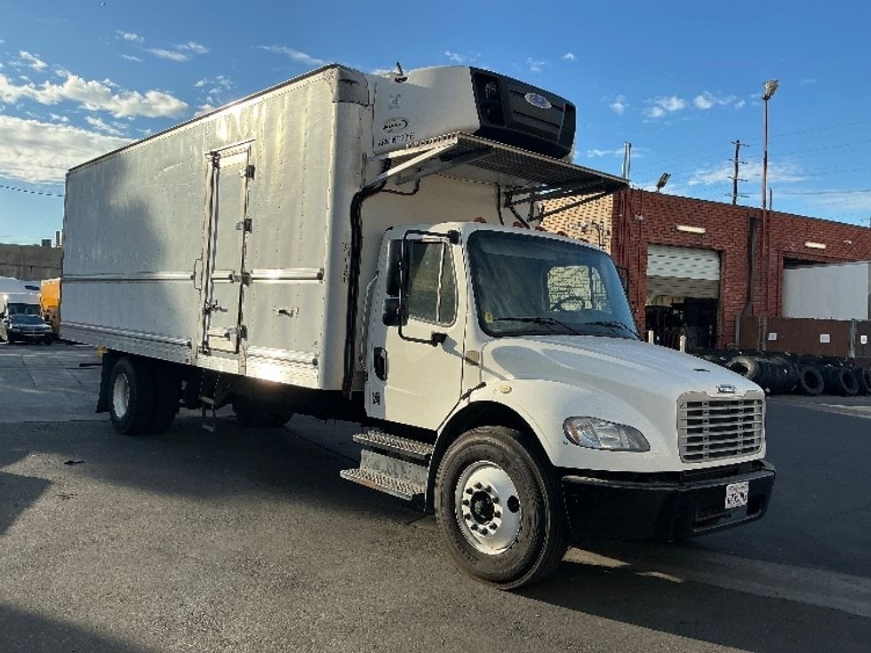 Refrigerated Truck-Light and Medium Duty Trucks-Freightliner-2019-M2-Torrance-CA-218,558\n\t\tmiles-$ 48,750 - Image 1