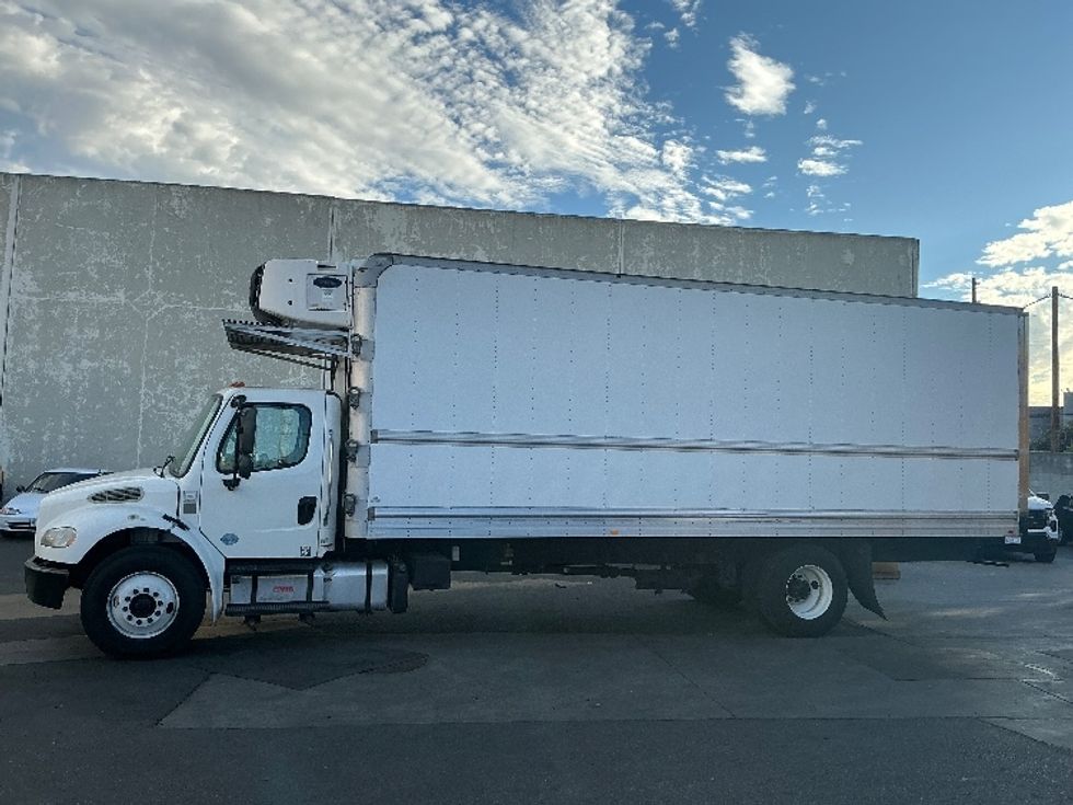 Refrigerated Truck-Light and Medium Duty Trucks-Freightliner-2019-M2-Torrance-CA-218,558\n\t\tmiles-$ 48,750 - Image 4