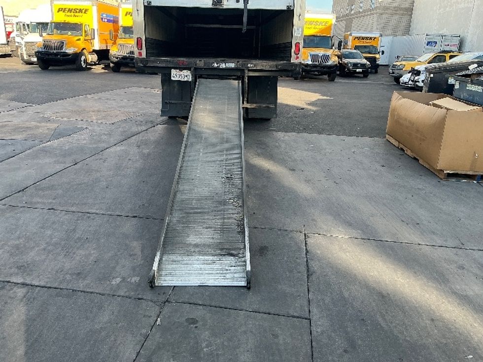 Refrigerated Truck-Light and Medium Duty Trucks-Freightliner-2019-M2-Torrance-CA-218,558\n\t\tmiles-$ 48,750 - Image 9