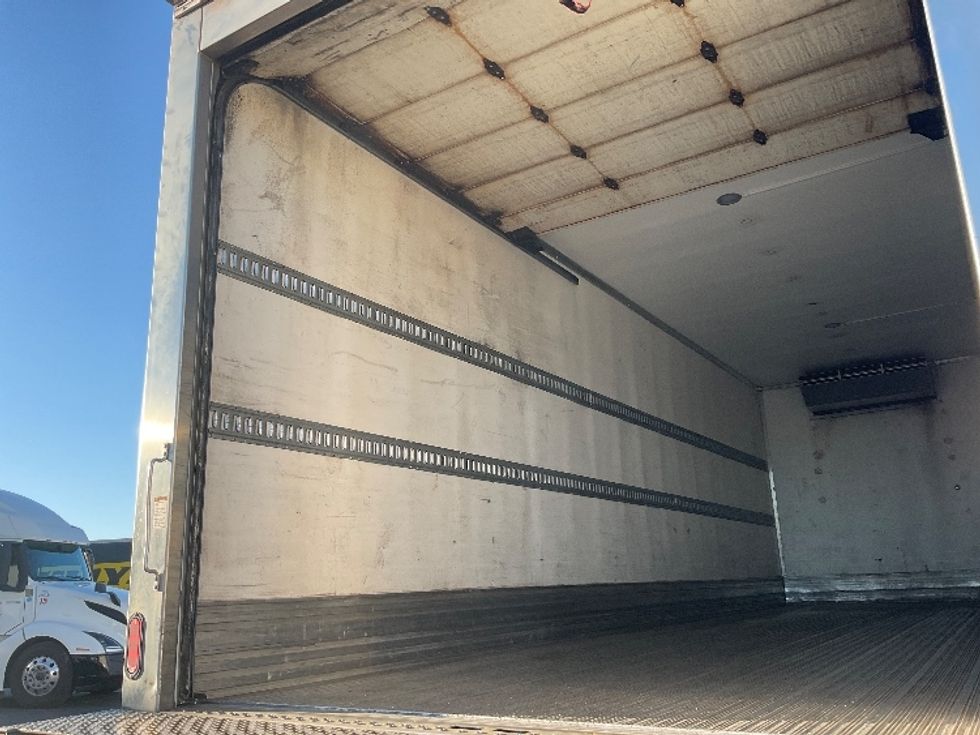Refrigerated Truck-Light and Medium Duty Trucks-Freightliner-2019-M2-Torrance-CA-224,800\n\t\tmiles-$ 52,250 - Image 11