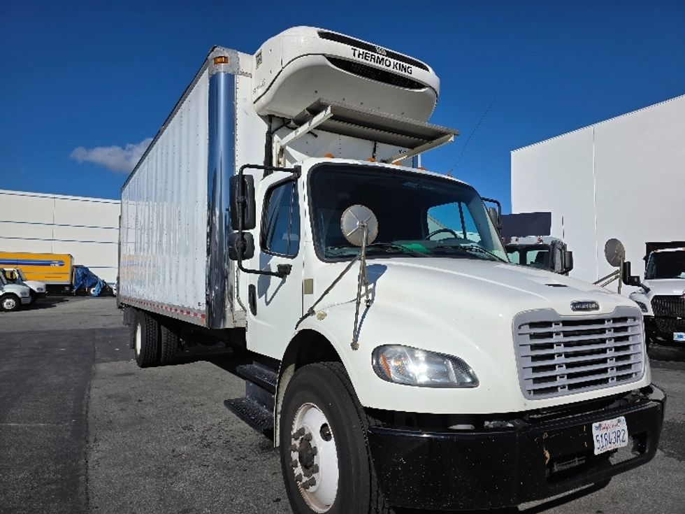 Refrigerated Truck-Light and Medium Duty Trucks-Freightliner-2019-M2-Torrance-CA-264,201\n\t\tmiles-$ 40,250 - Image 1