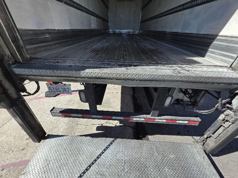 Refrigerated Truck-Light and Medium Duty Trucks-Freightliner-2019-M2-Torrance-CA-264,201\n\t\tmiles-$ 40,250 - Image 10