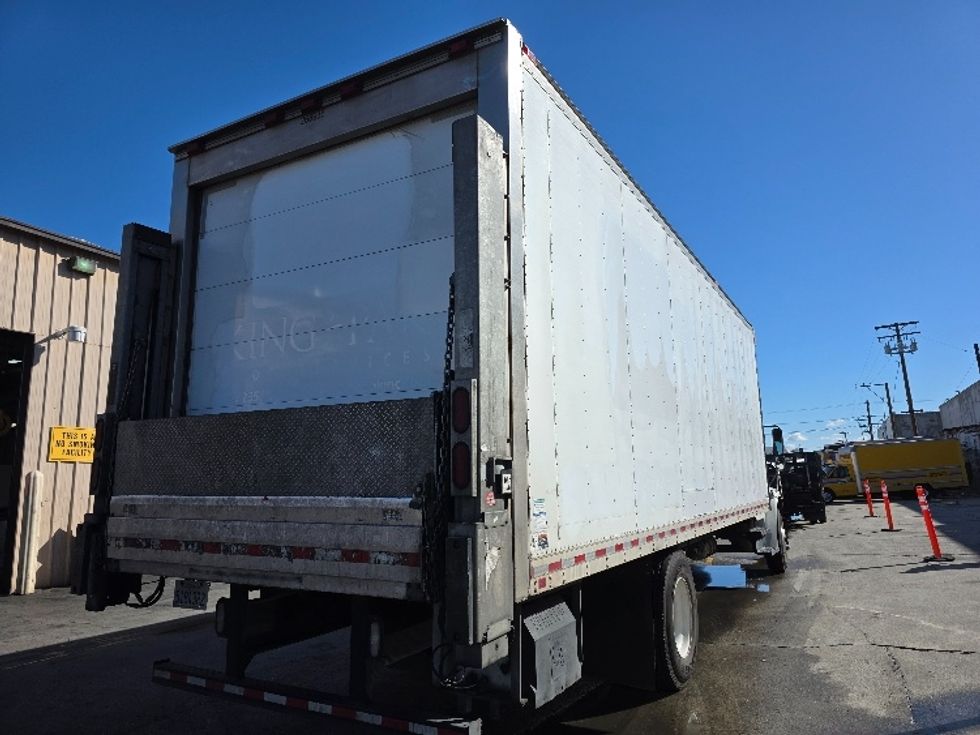 Refrigerated Truck-Light and Medium Duty Trucks-Freightliner-2019-M2-Torrance-CA-264,201\n\t\tmiles-$ 40,250 - Image 11