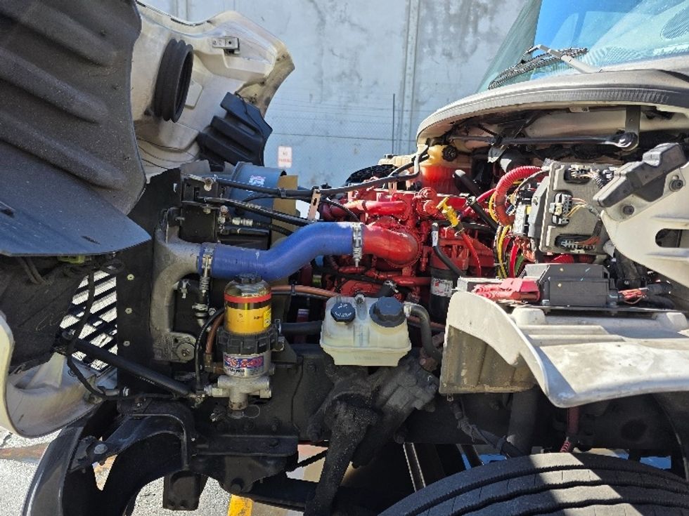 Refrigerated Truck-Light and Medium Duty Trucks-Freightliner-2019-M2-Torrance-CA-264,201\n\t\tmiles-$ 40,250 - Image 24