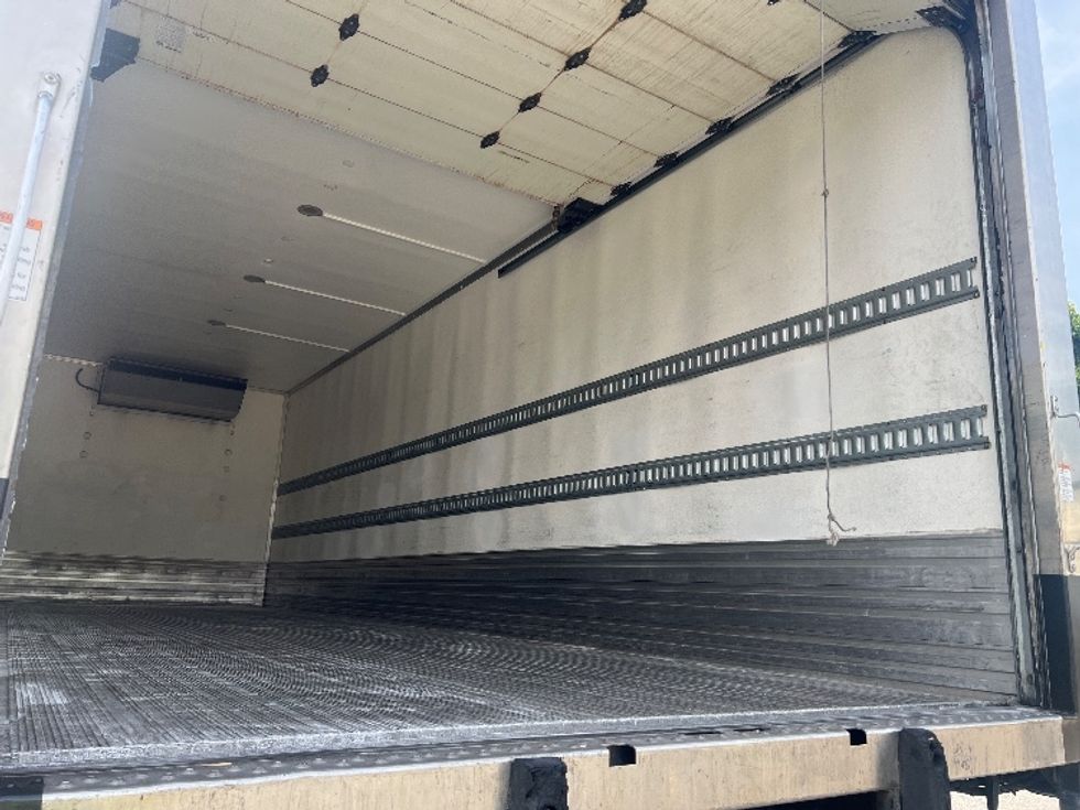 Refrigerated Truck-Light and Medium Duty Trucks-Freightliner-2019-M2-Torrance-CA-300,973\n\t\tmiles-$ 30,250 - Image 12