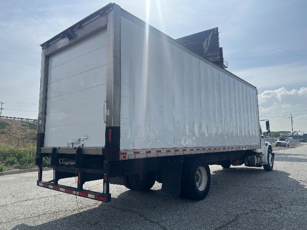Refrigerated Truck-Light and Medium Duty Trucks-Freightliner-2019-M2-Torrance-CA-300,973\n\t\tmiles-$ 30,250 - Image 13