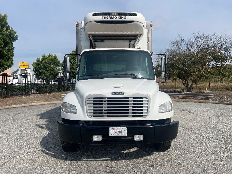 Refrigerated Truck-Light and Medium Duty Trucks-Freightliner-2019-M2-Torrance-CA-300,973\n\t\tmiles-$ 30,250 - Image 2