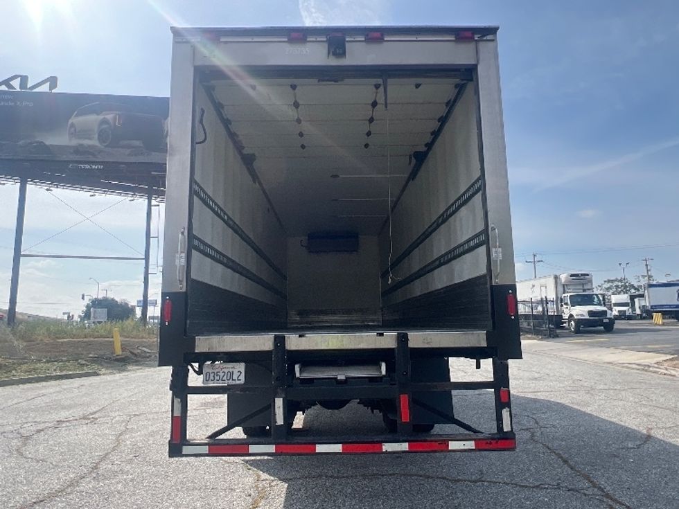 Refrigerated Truck-Light and Medium Duty Trucks-Freightliner-2019-M2-Torrance-CA-300,973\n\t\tmiles-$ 30,250 - Image 8