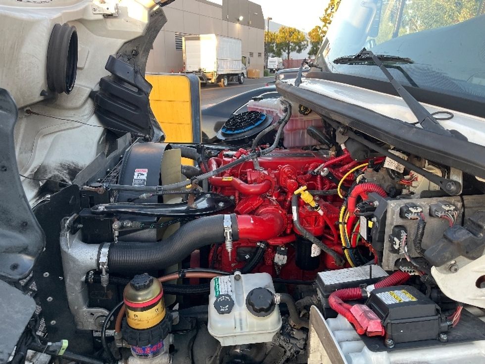 Refrigerated Truck-Light and Medium Duty Trucks-Freightliner-2019-M2-Torrance-CA-334,362\n\t\tmiles-$ 24,500 - Image 24