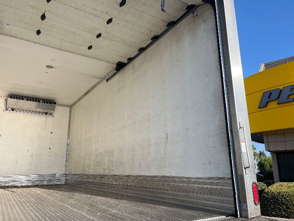 Refrigerated Truck-Light and Medium Duty Trucks-Freightliner-2019-M2-Torrance-CA-339,345\n\t\tmiles-$ 24,500 - Image 11