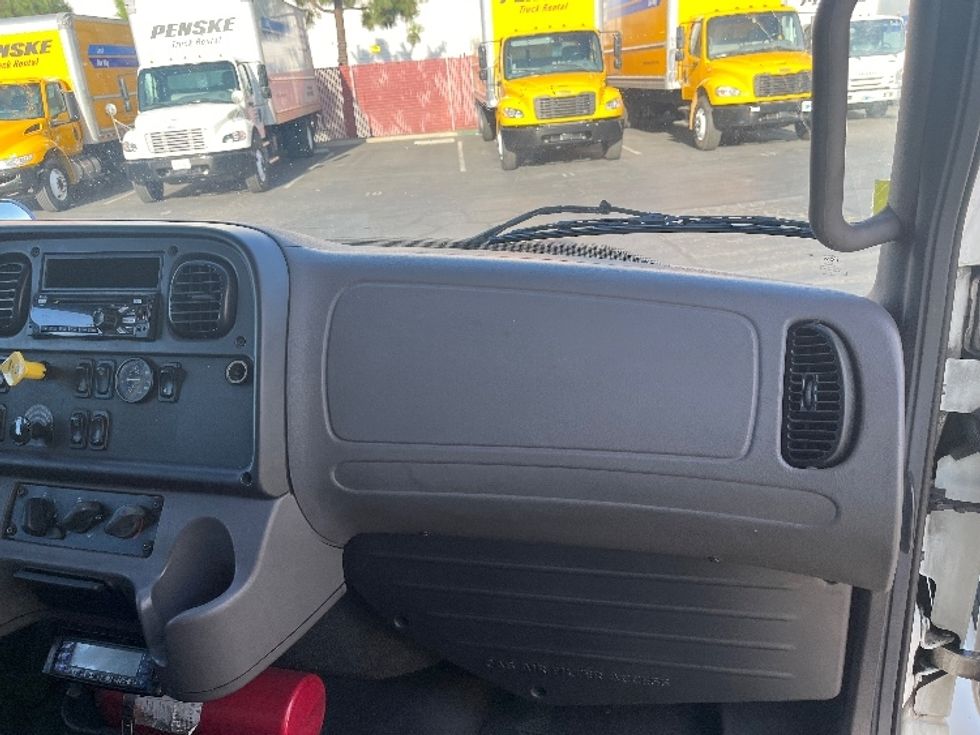 Refrigerated Truck-Light and Medium Duty Trucks-Freightliner-2019-M2-Torrance-CA-339,345\n\t\tmiles-$ 24,500 - Image 20